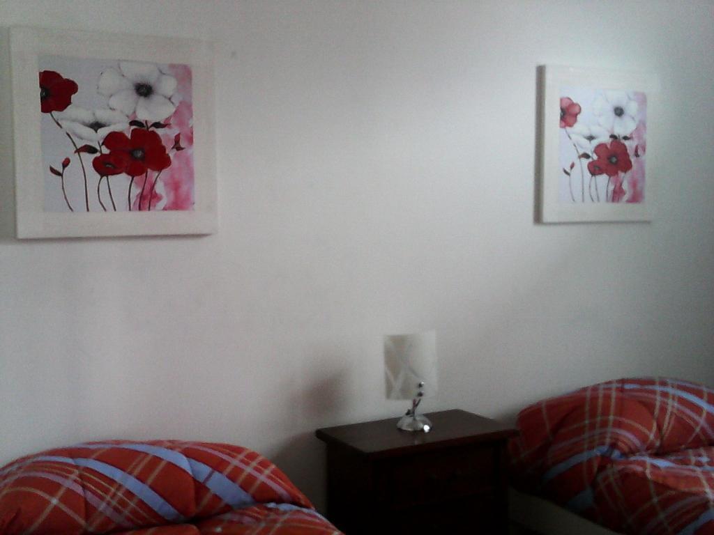 Crespi House Bed & Breakfast Parabiago Oda fotoğraf